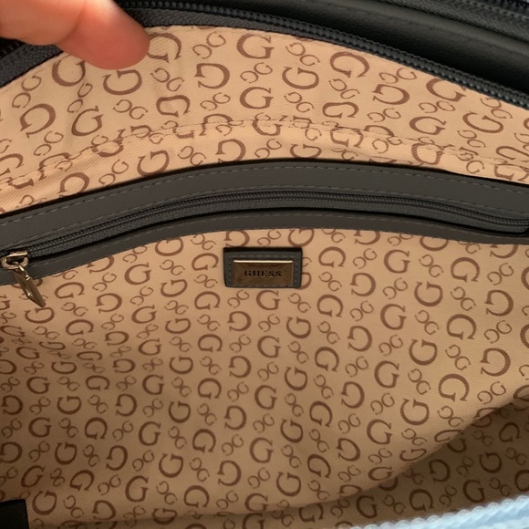 Guess Crossbody Purse - Picture 7 of 10